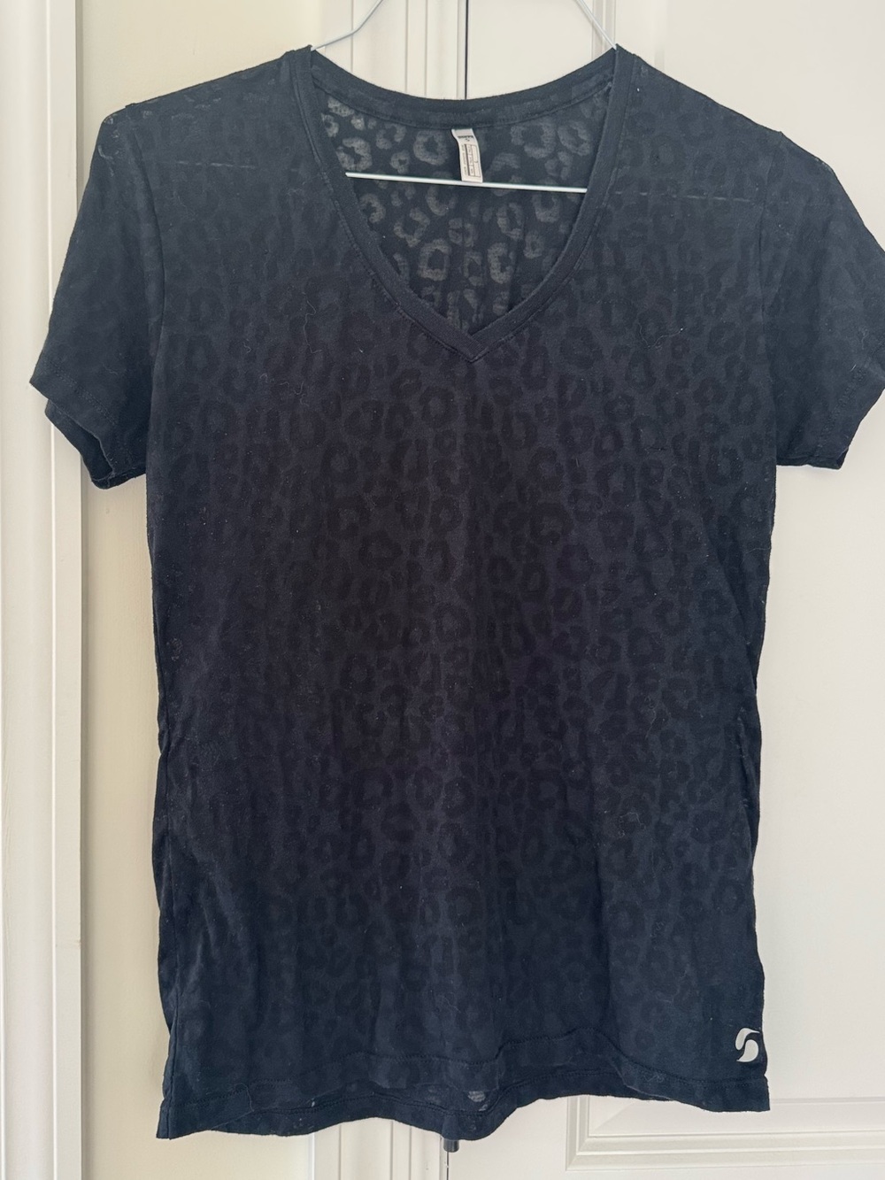 Soffe Black Leopard Semi Sheet Top size Large